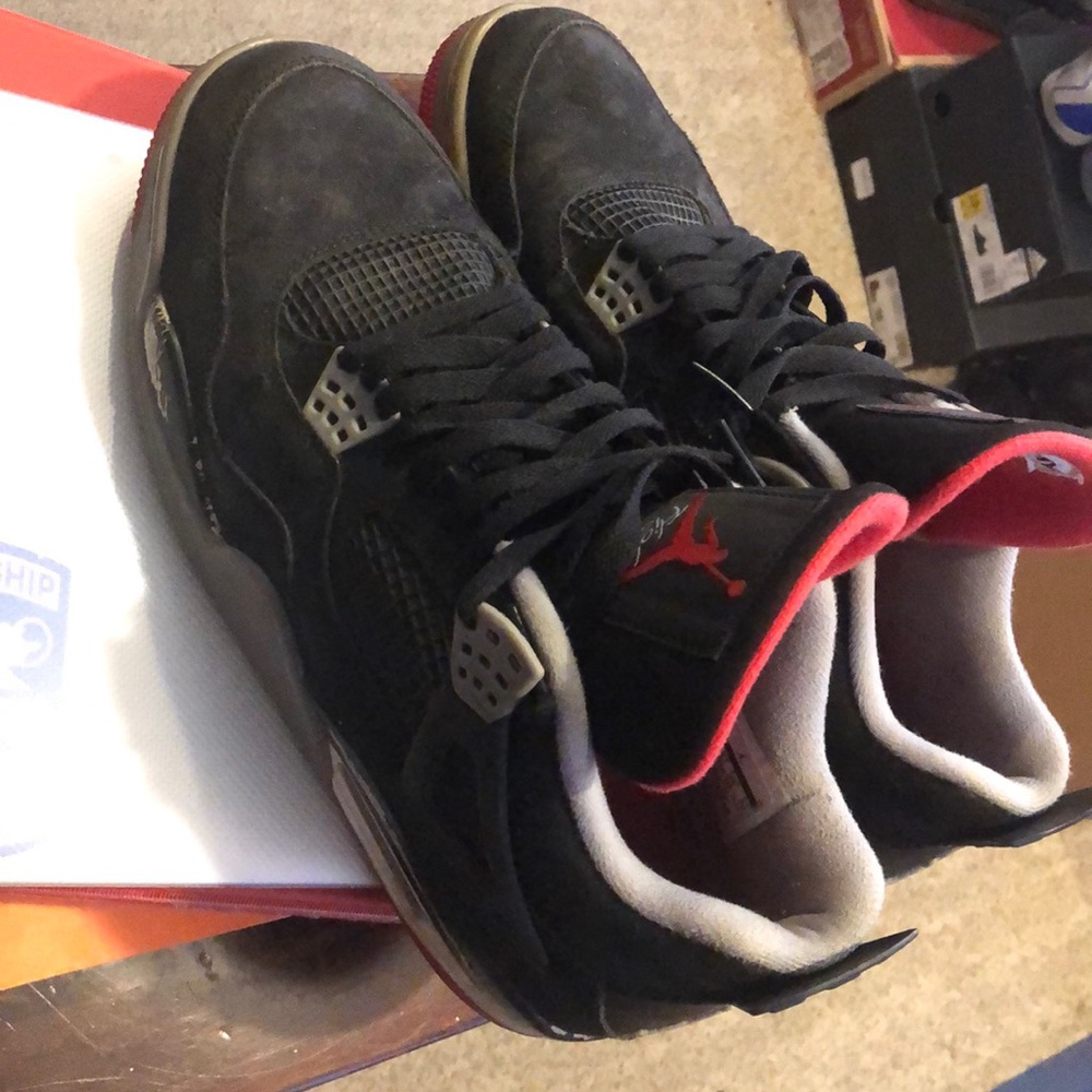 Jordan bred 4’s